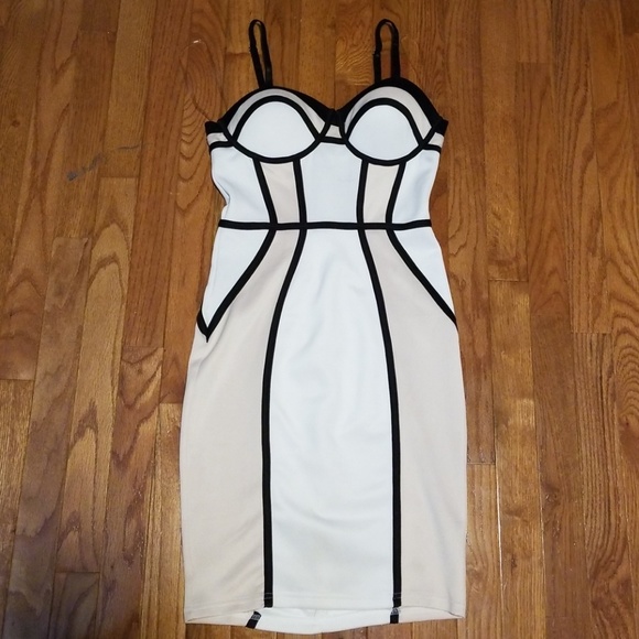 Fashion Nova Dresses & Skirts - Fashion Nova Caged Dress